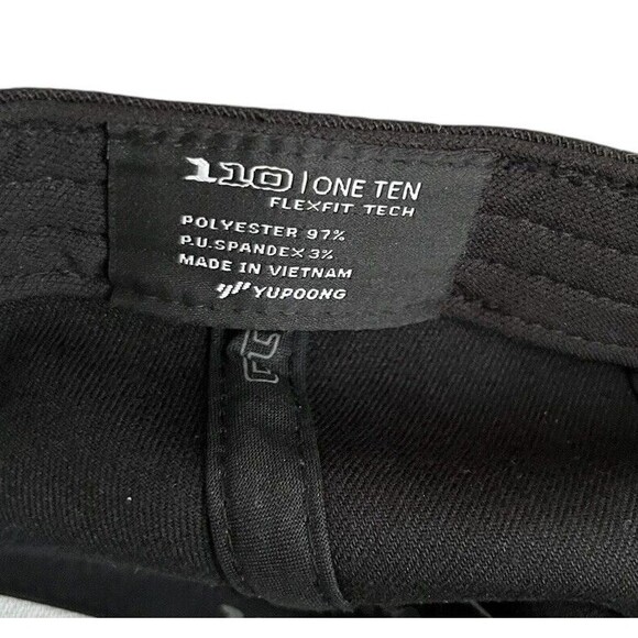 Garth Brooks World Tour Hat Cap Strap Back Black One Size 110 Flex Country Music - Picture 5 of 7